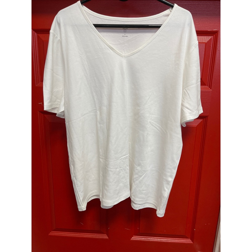 Liz Claiborne New York White V-Neck Short Sleeve Tee Shirt Plus Size 2X